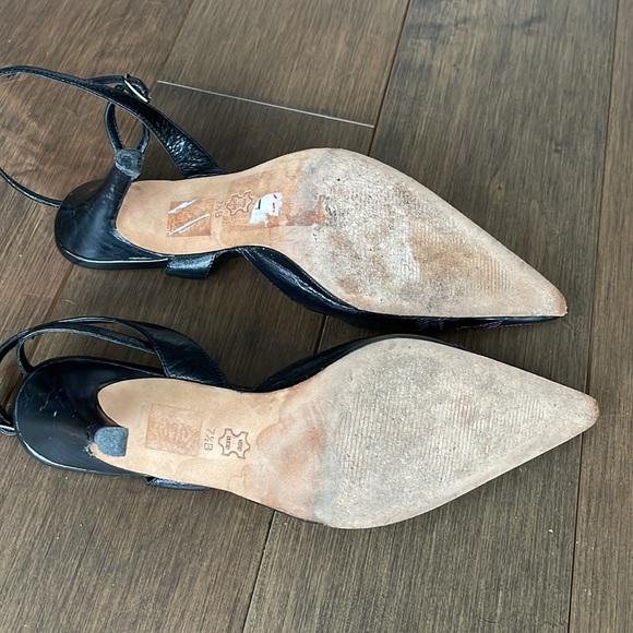 Town Shoes spiked heels with ankle strap. Size 7 1/2. Black with purple. Leather - Picture 3 of 7